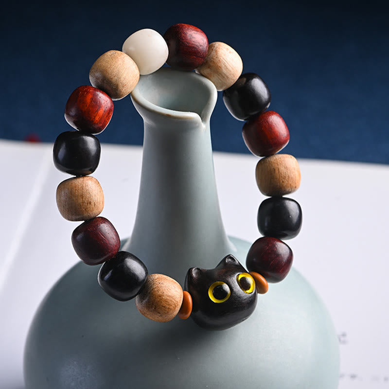 Hand-Carved Sandalwood and Ebony Wood Cute Cat Charm Bracelet
