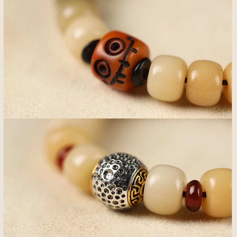 Natural Bodhi Seed & Red Sandalwood Om Mani Padme Hum Citipati Kapala Bracelet