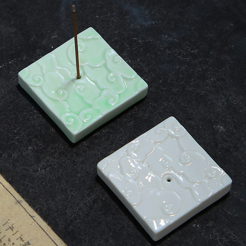 Mini Ceramic Auspicious Clouds Stick Incense Burner for Mindful Spaces