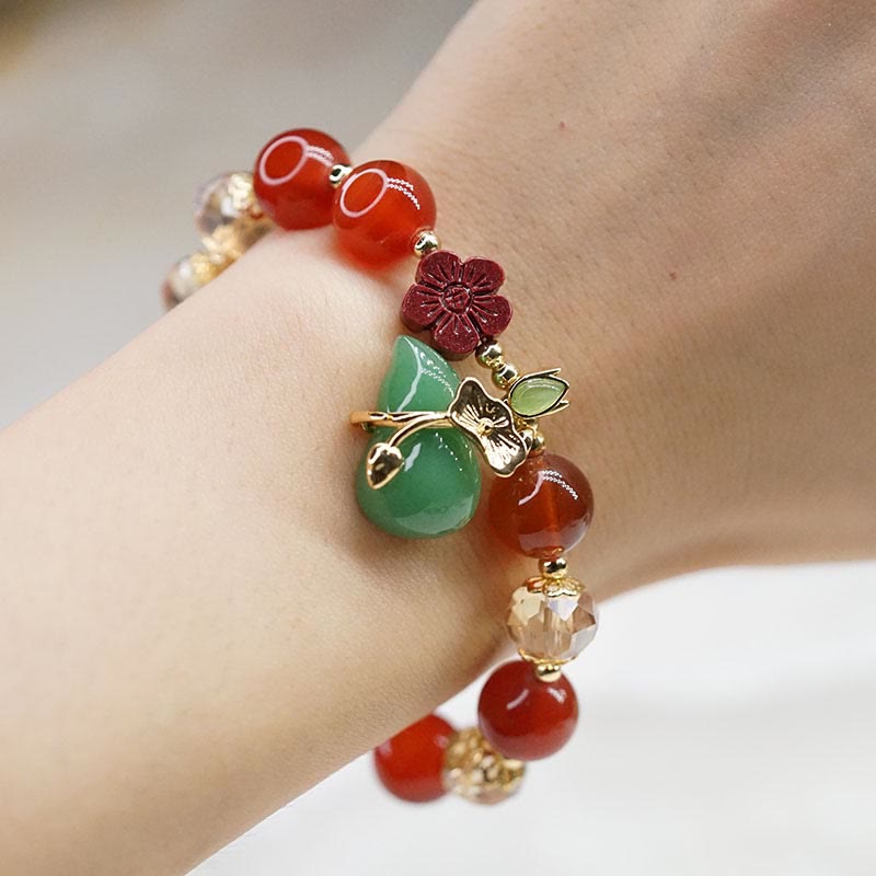 Natural Agate and Clear Quartz Beaded Bracelet with Cinnabar Flower and Wu Lou Gourd