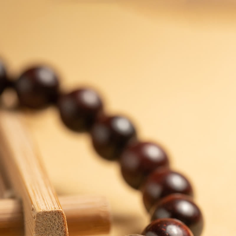 Small Leaf Red Sandalwood White Crystal Protection Bracelet