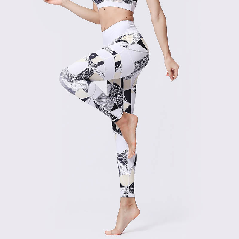 High-Waisted Botanical Print Mindful Movement Leggings