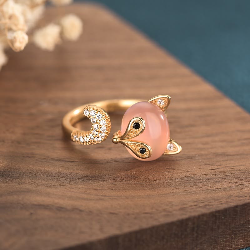 Sleek Cat's Eye and Copper Fox Love Ring for Emotional Clarity