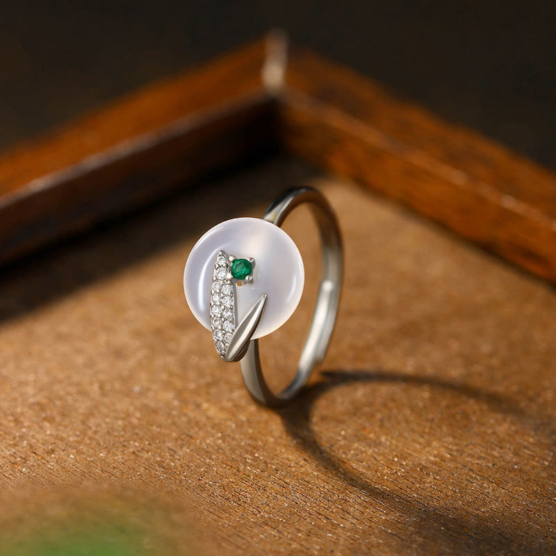 Chalcedony Bamboo Leaf Pattern Positive Adjustable Ring