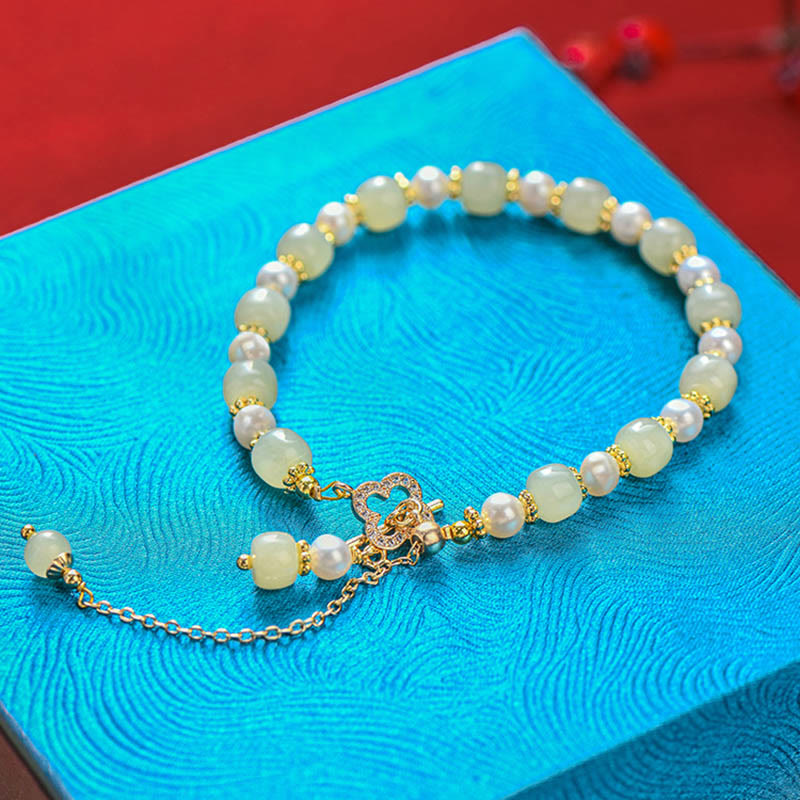 Hetian Jade Pearl Alloy Four Leaf Clover Pendent Abundance Bracelet