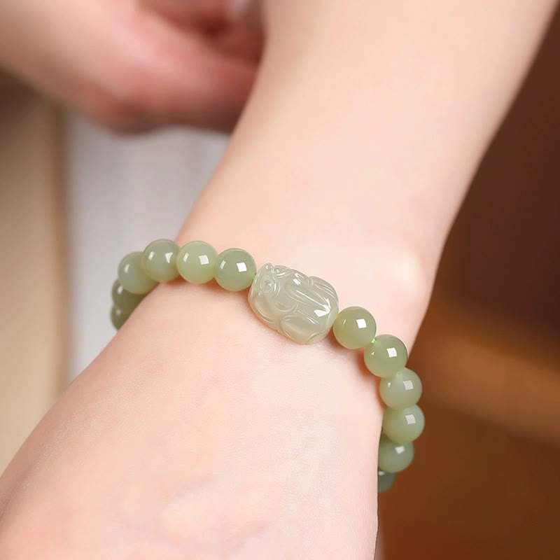 Natural Hetian Jade PiXiu Carved Luck Bracelet