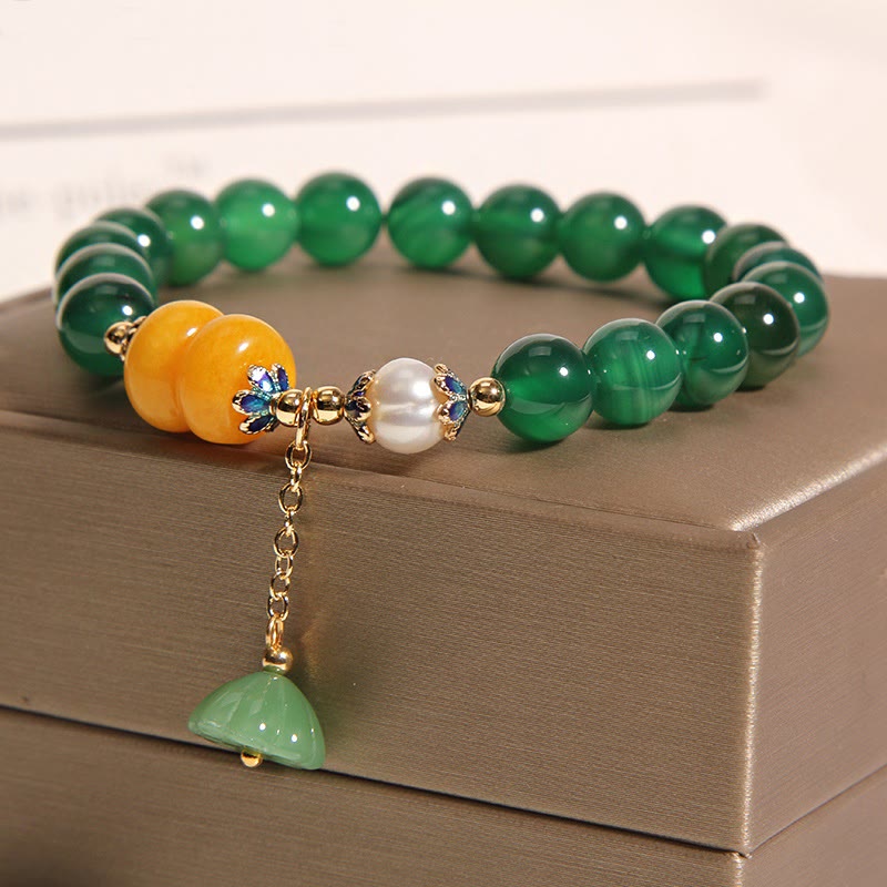 Green Agate Amber Pearl Lotus Pod Support Bracelet