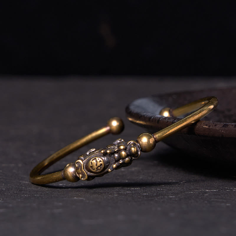 Pi Xiu Carrying Compass Fu Character Copper Brass Luck Wealth Bracelet Bangle