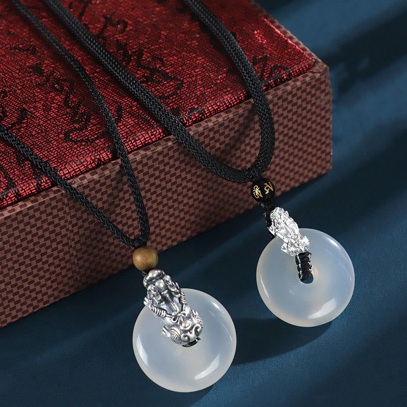 White Agate 999 Sterling Silver Black Onyx Green Sandalwood Pi Xiu Peace Buckle Six True Words Necklace Pendant