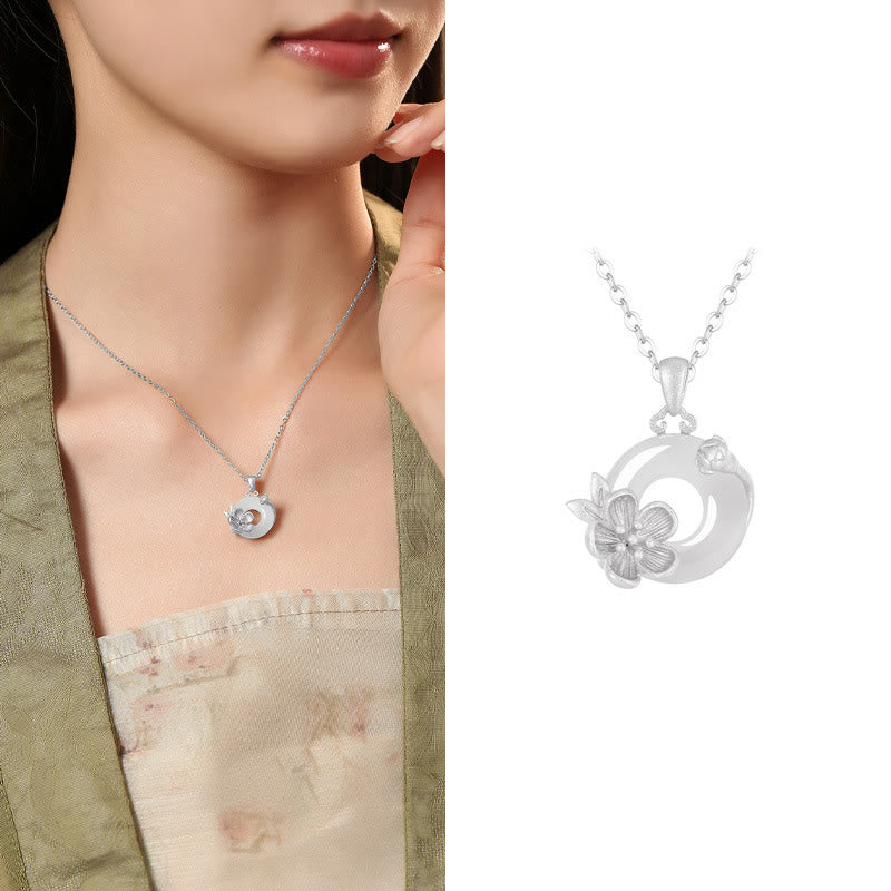 Chalcedony 925 Sterling Silver Peace Buckle Flowers Necklace Pendant