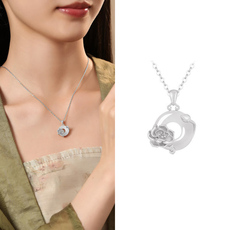 Chalcedony 925 Sterling Silver Peace Buckle Flowers Necklace Pendant