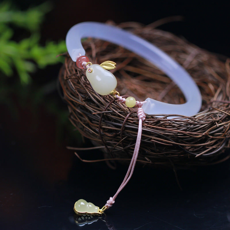 Natural White Agate Hetian Jade Rabbit Positive Bracelet Bangle