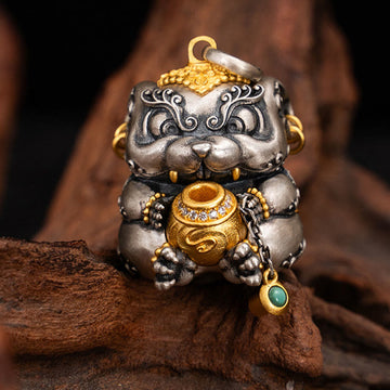 925 Sterling Silver Tibetan Treasure-spitting Rat Protection Necklace Pendant