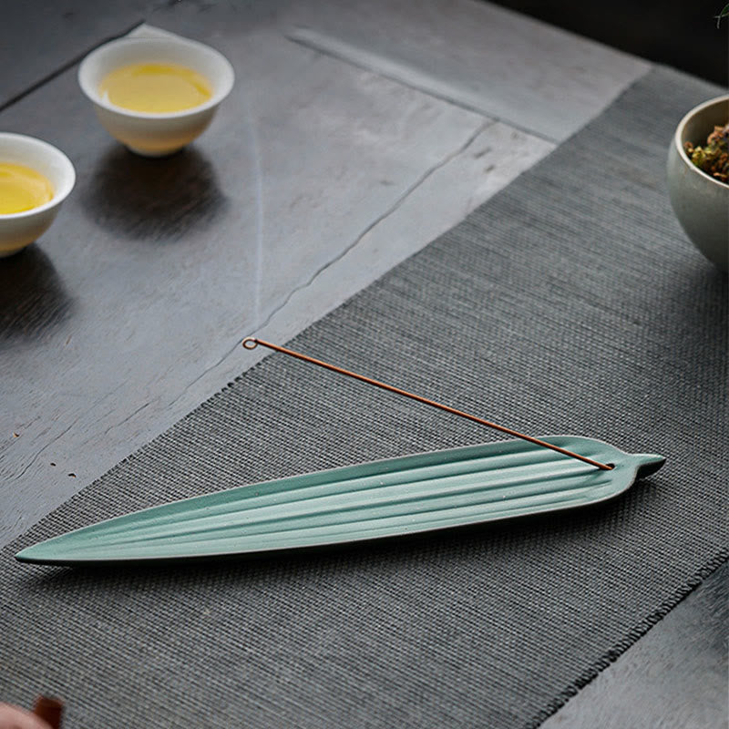 Green Bamboo Leaf Healing Ceramic Incense Burner Decoration