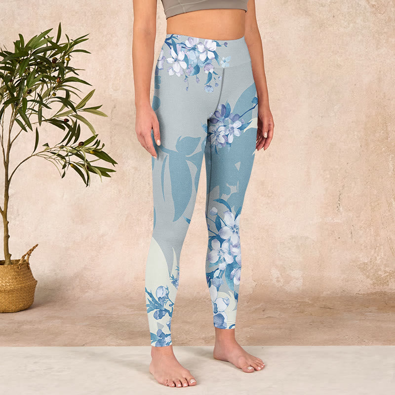 White Blue Flowers Print Gym Leggings Women's Yoga Pants
