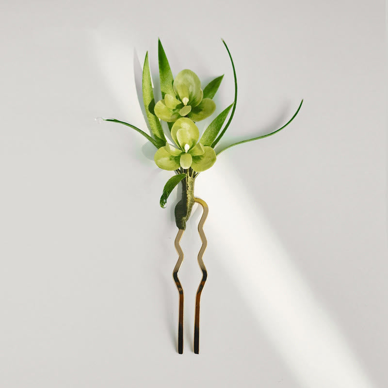 Handmade Velvet Flower Mulberry Silk Green Flowers Leaves Brooch Hairpin