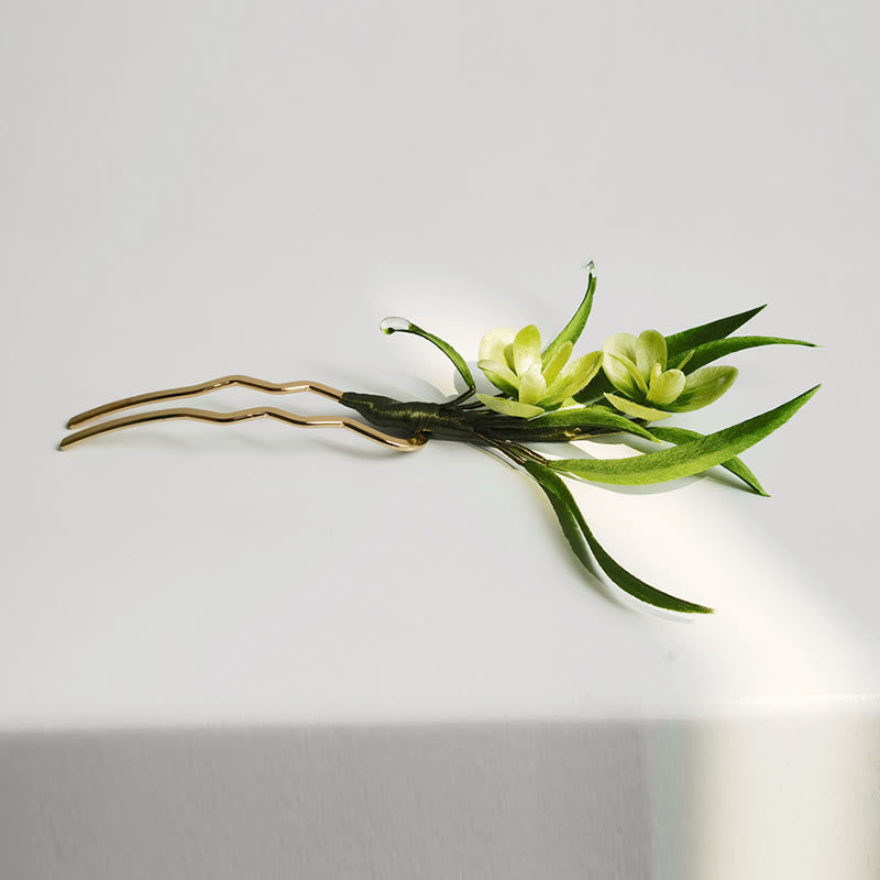 Handmade Velvet Flower Mulberry Silk Green Flowers Leaves Brooch Hairpin