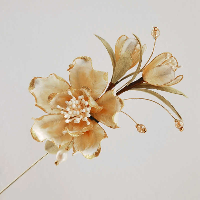 Handmade Velvet Flower Mulberry Silk White Camellia Brooch