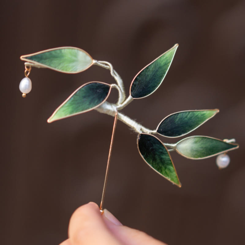 Handmade Yangzhou Velvet Flower Mulberry Silk Green Bamboo Brooch