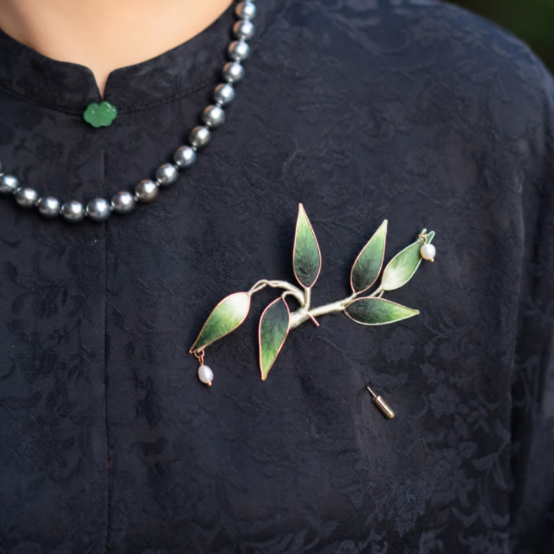 Handmade Yangzhou Velvet Flower Mulberry Silk Green Bamboo Brooch