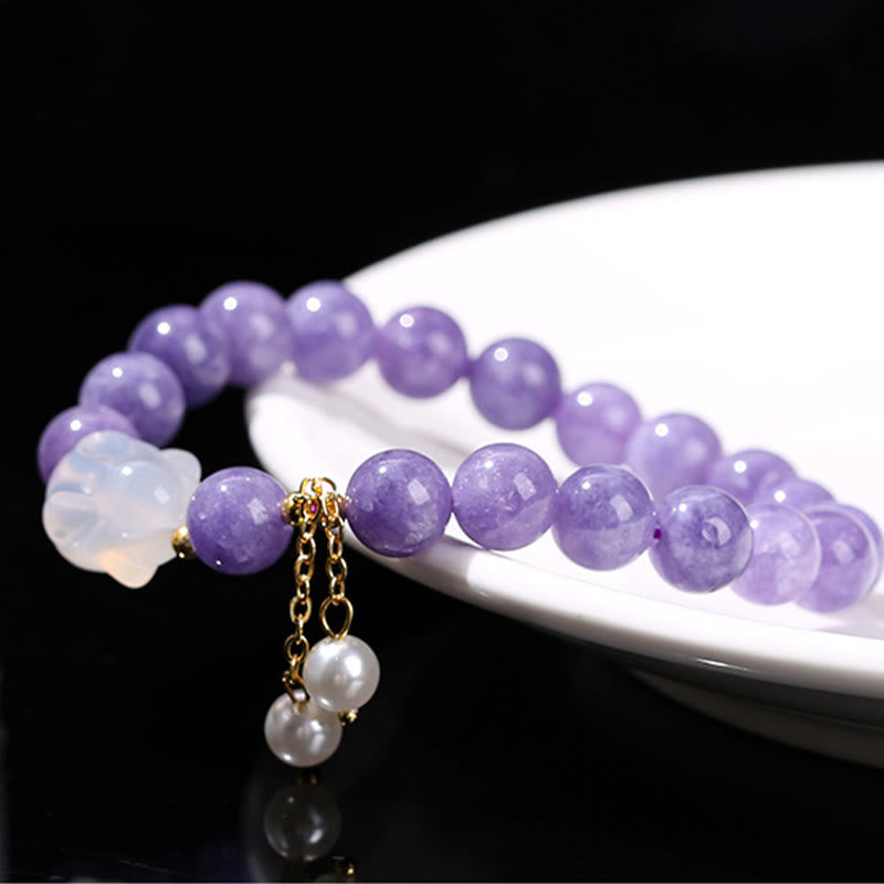 Natural Purple Chalcedony and Pearl Rabbit Beaded Bracelet