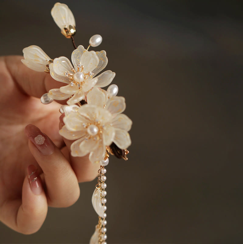 Classical Magnolia and Pearl Tassel Side Hair Clip for Elegant Styling