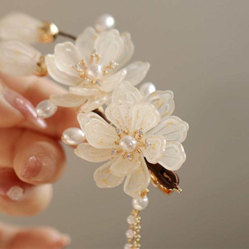 Classical Magnolia and Pearl Tassel Side Hair Clip for Elegant Styling