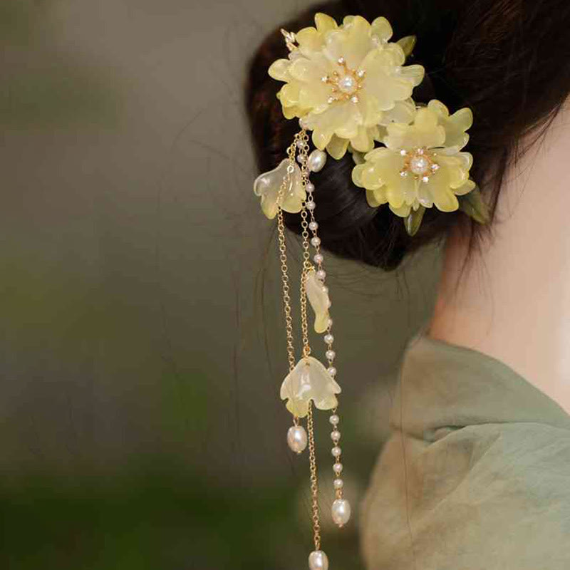 Classical Magnolia and Pearl Tassel Side Hair Clip for Elegant Styling