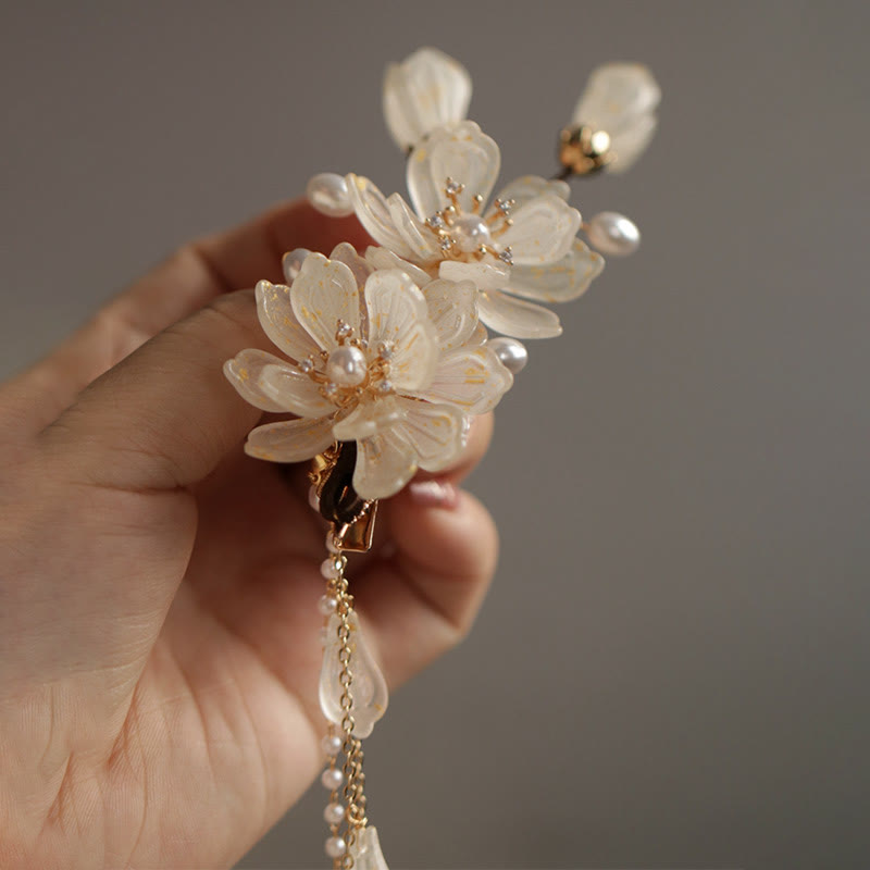 Classical Magnolia and Pearl Tassel Side Hair Clip for Elegant Styling