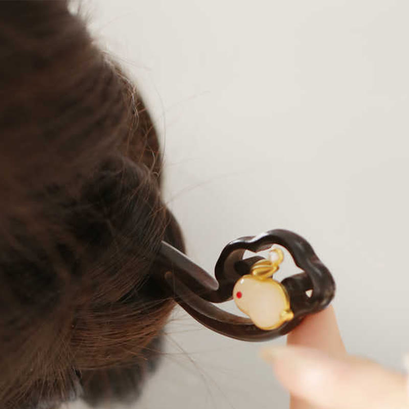 Auspicious Cloud Sandalwood Rabbit Protection Hairpin