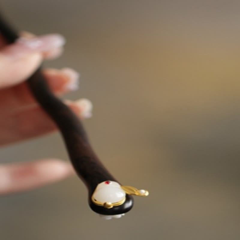 Auspicious Cloud Sandalwood Rabbit Protection Hairpin