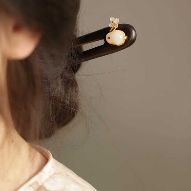 Auspicious Cloud Sandalwood Rabbit Protection Hairpin