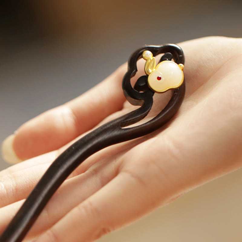 Auspicious Cloud Sandalwood Rabbit Protection Hairpin