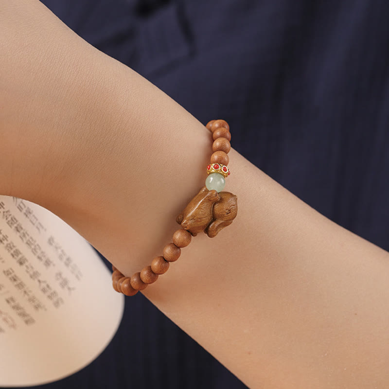 Handmade Sandalwood and Agate Beaded Bracelet with Rabbit Charm