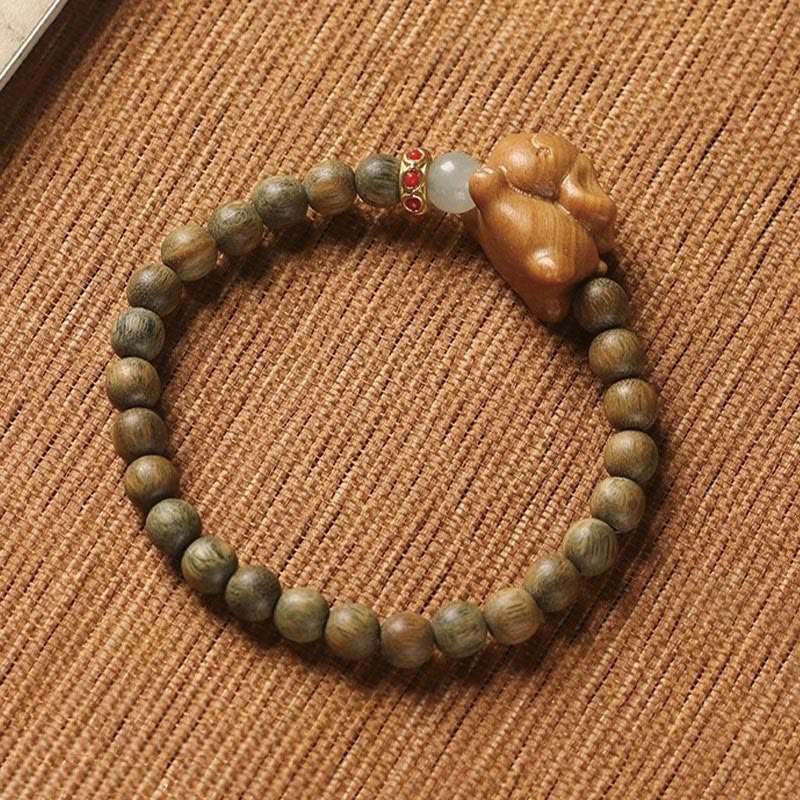 Handmade Sandalwood and Agate Beaded Bracelet with Rabbit Charm