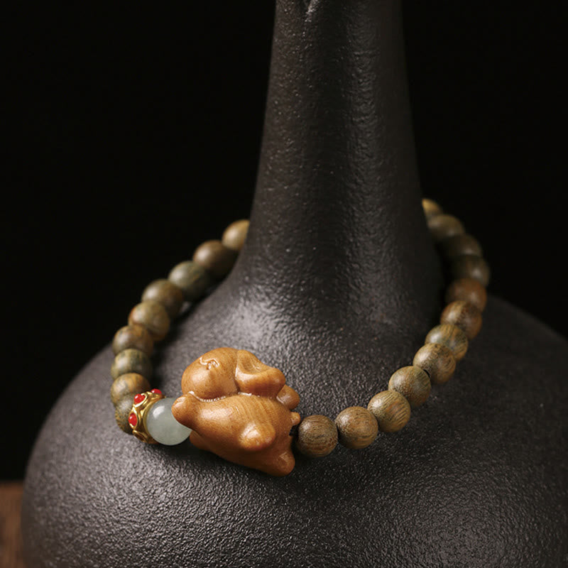 Handmade Sandalwood and Agate Beaded Bracelet with Rabbit Charm