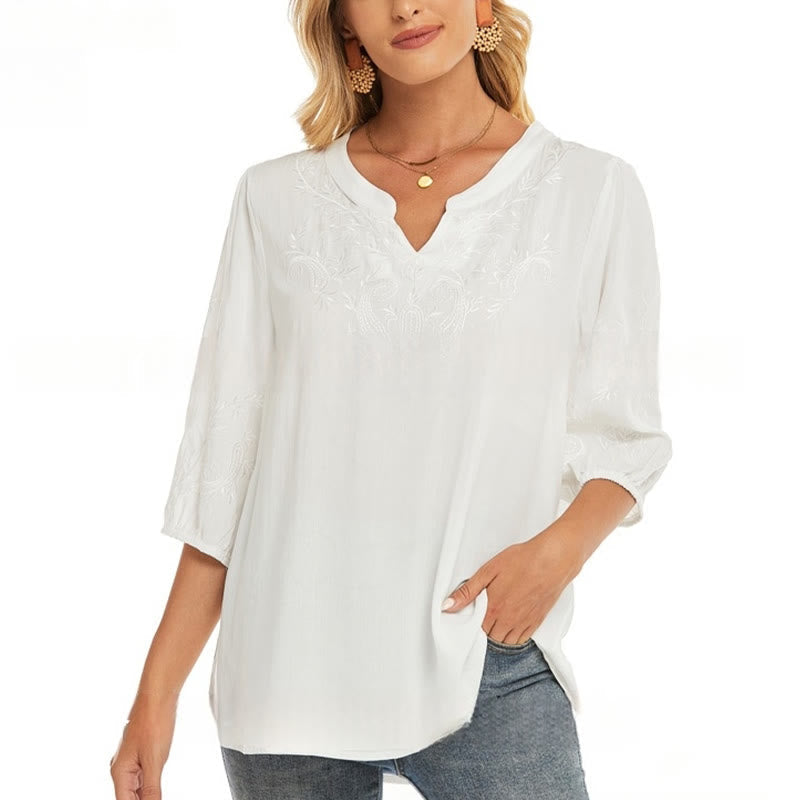 Casual Solid Color Embroidery Flower Three Quarter Sleeve V-Neck Cotton Women's T-Shirt