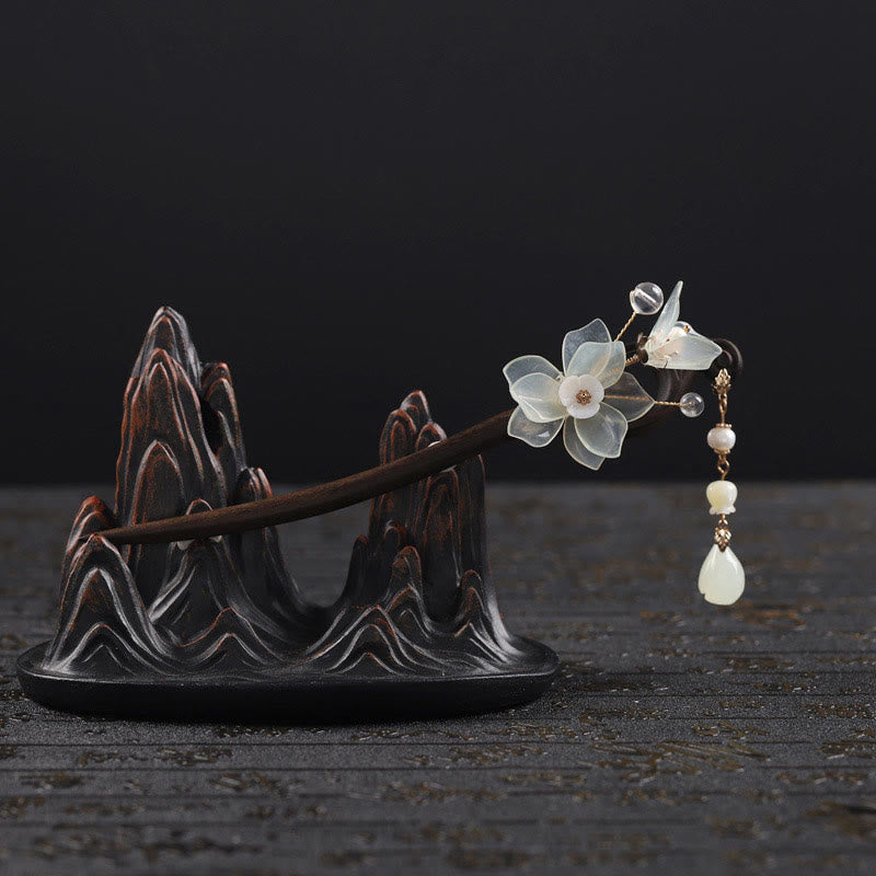 Ebony Jade Shell Magnolia Tassel Blessing Hairpin