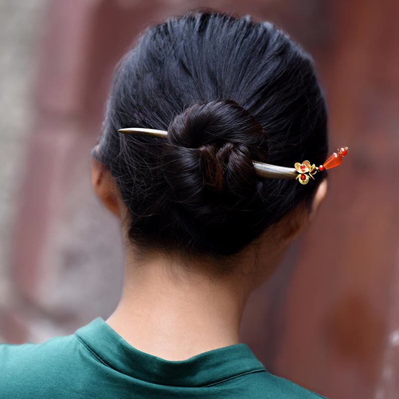 Silver Tassel Green Sandalwood Soothing Hairpin