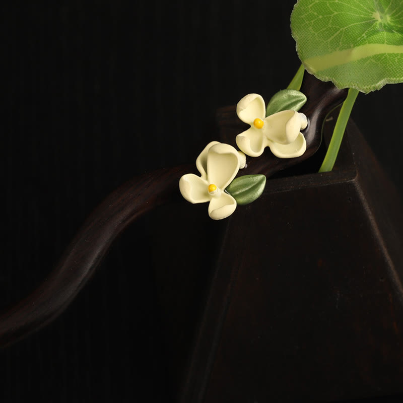 Ebony Gardenia Petal Courage Hairpin