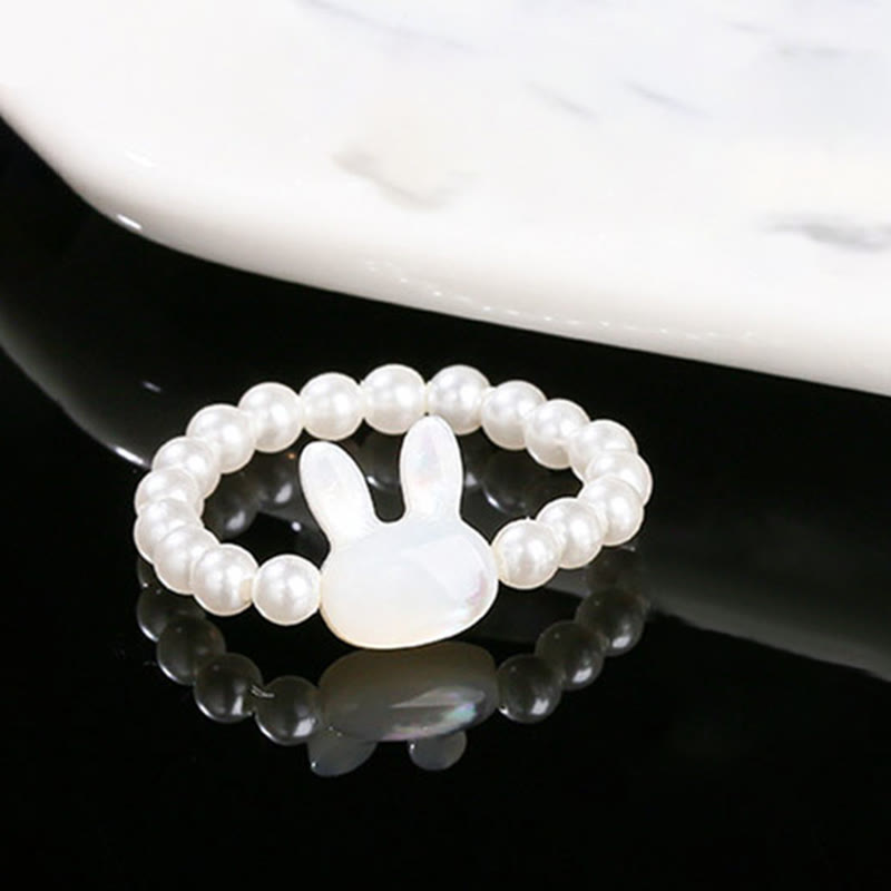 3mm Tridacna Beaded Elastic Ring with Rabbit Symbolism
