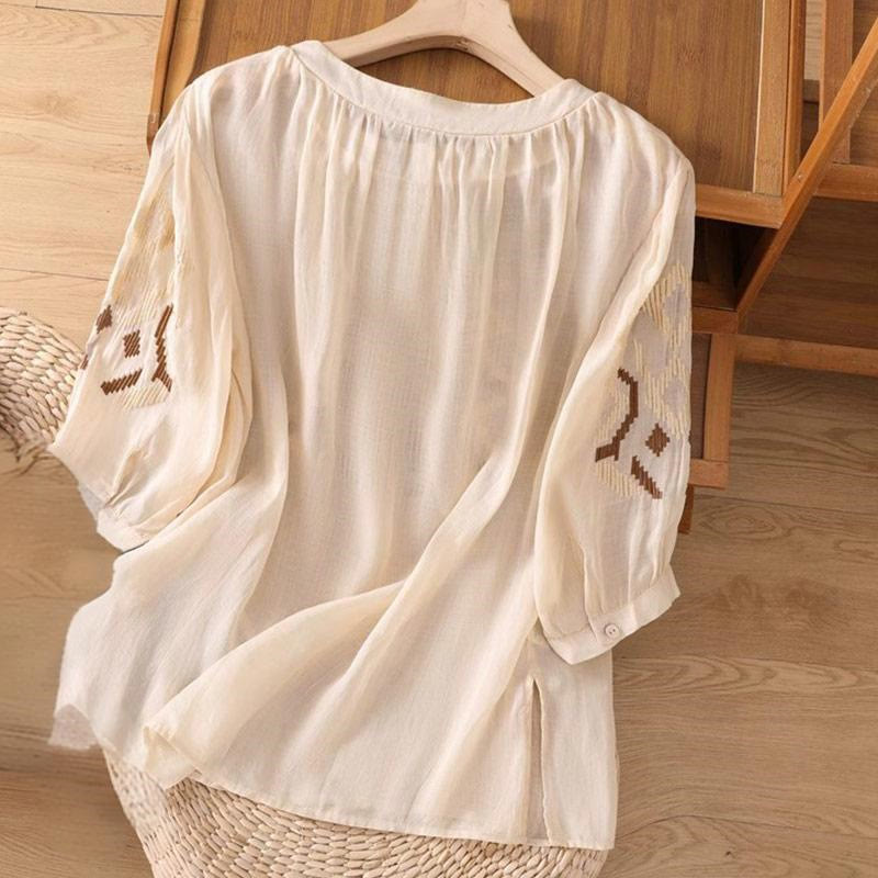 Symmetrical Embroidered Lightweight Meditation Half-Sleeve T-Shirt