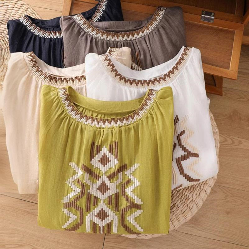 Symmetrical Embroidered Lightweight Meditation Half-Sleeve T-Shirt
