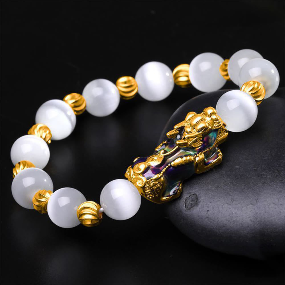 Color-Changing Cat's Eye and Copper Pixiu 10mm Beaded Bracelet
