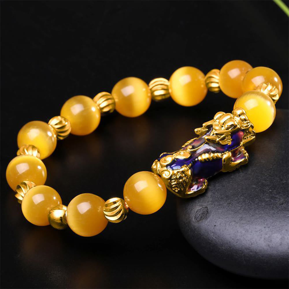 Color-Changing Cat's Eye and Copper Pixiu 10mm Beaded Bracelet