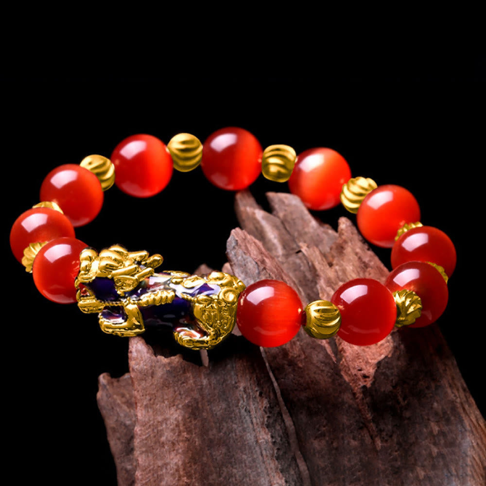 Color-Changing Cat's Eye and Copper Pixiu 10mm Beaded Bracelet