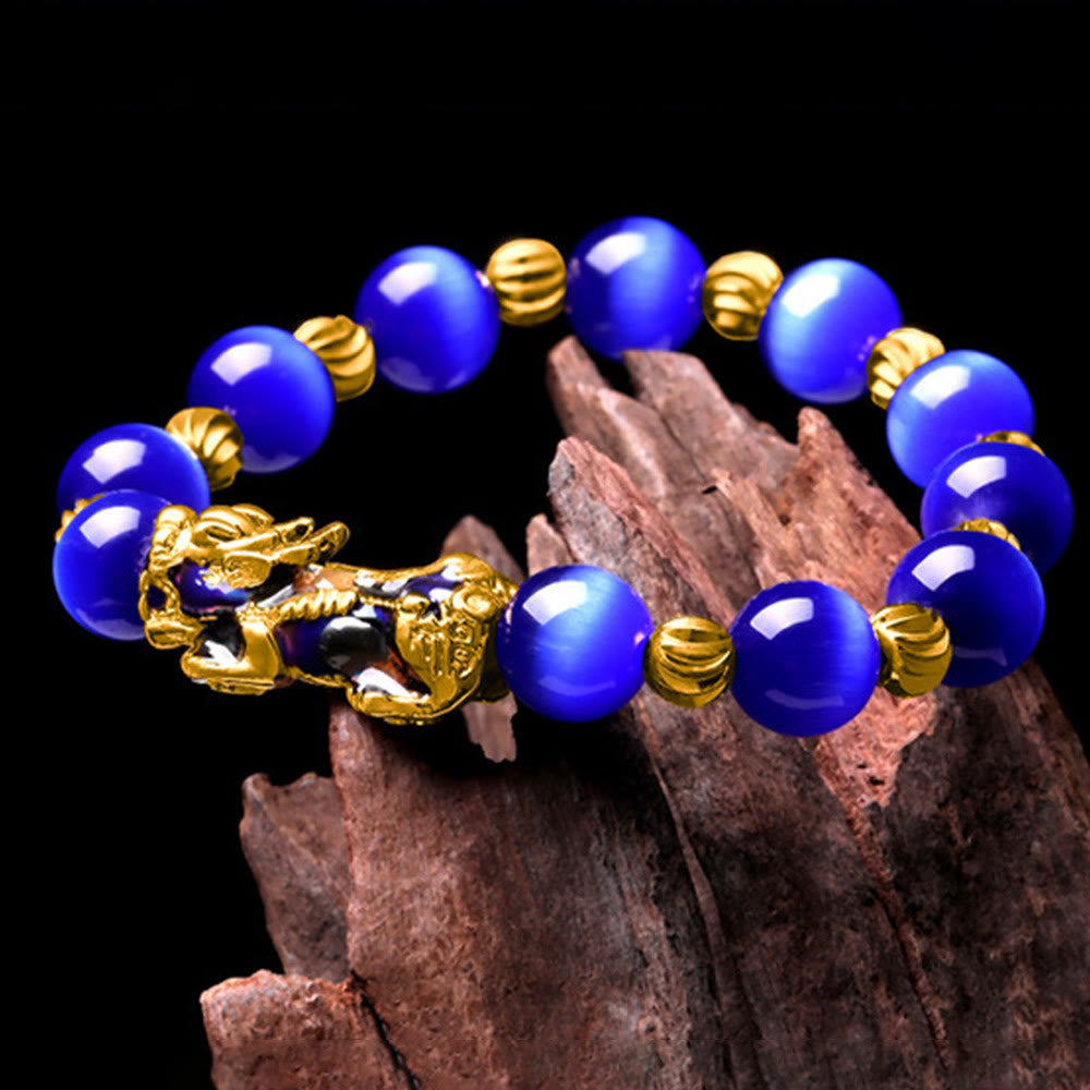 Color-Changing Cat's Eye and Copper Pixiu 10mm Beaded Bracelet