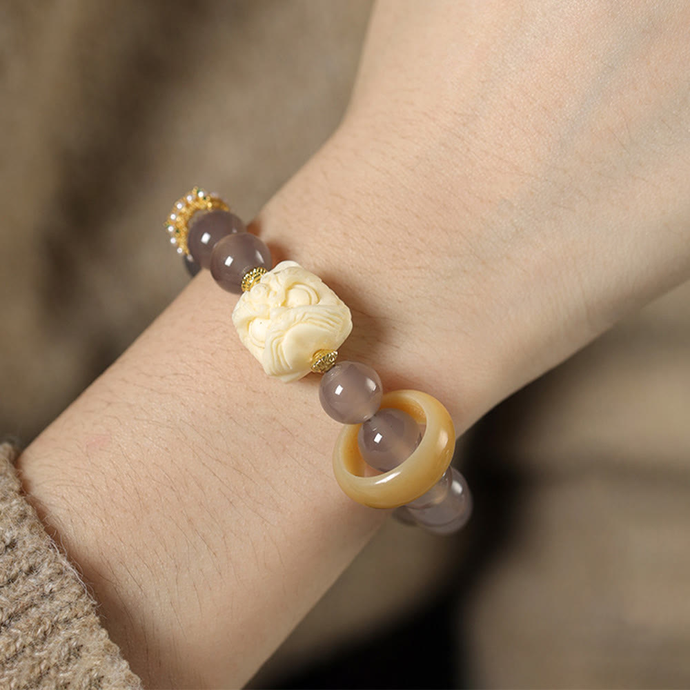 Amber Gray Agate Ivory Fruit Confidence Bracelet
