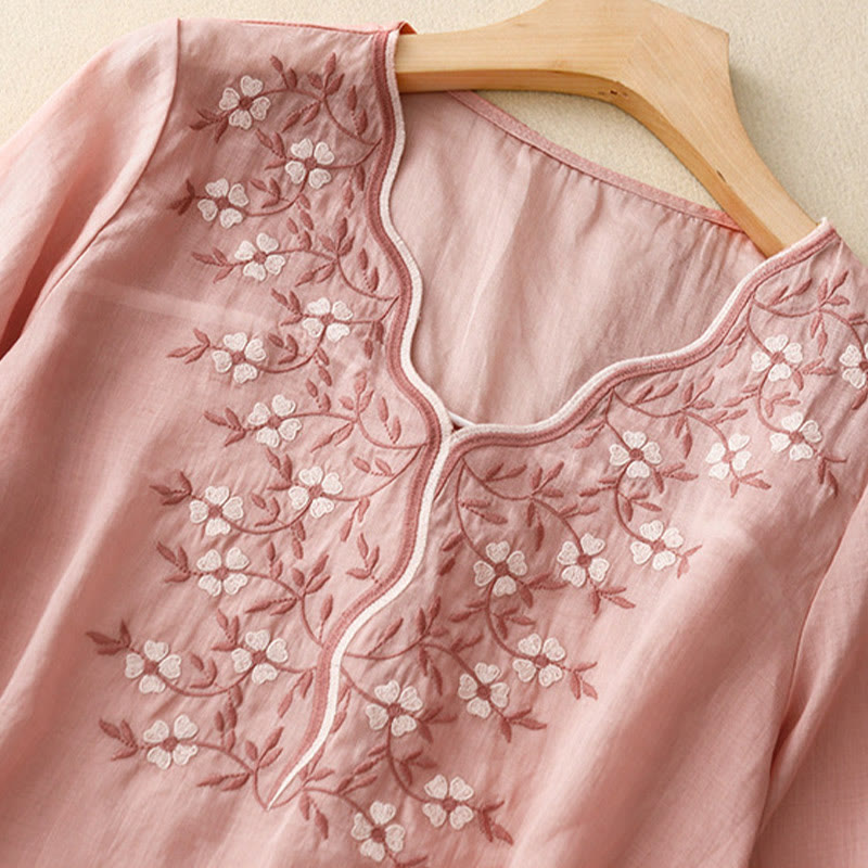 Summer Casual Embroidered Flowers Women's V-neck Design Half Sleeve Acrylic T-shirt