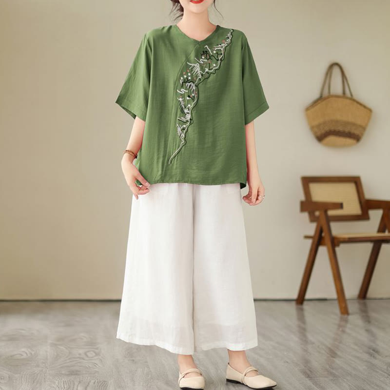Ethnic Casual Embroidered Geometry Pattern Women's Crew Neck Design Half Sleeve T-Shirt